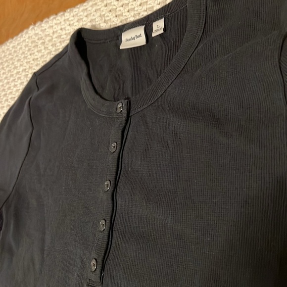 Ribbed crop button up top - Picture 3 of 3